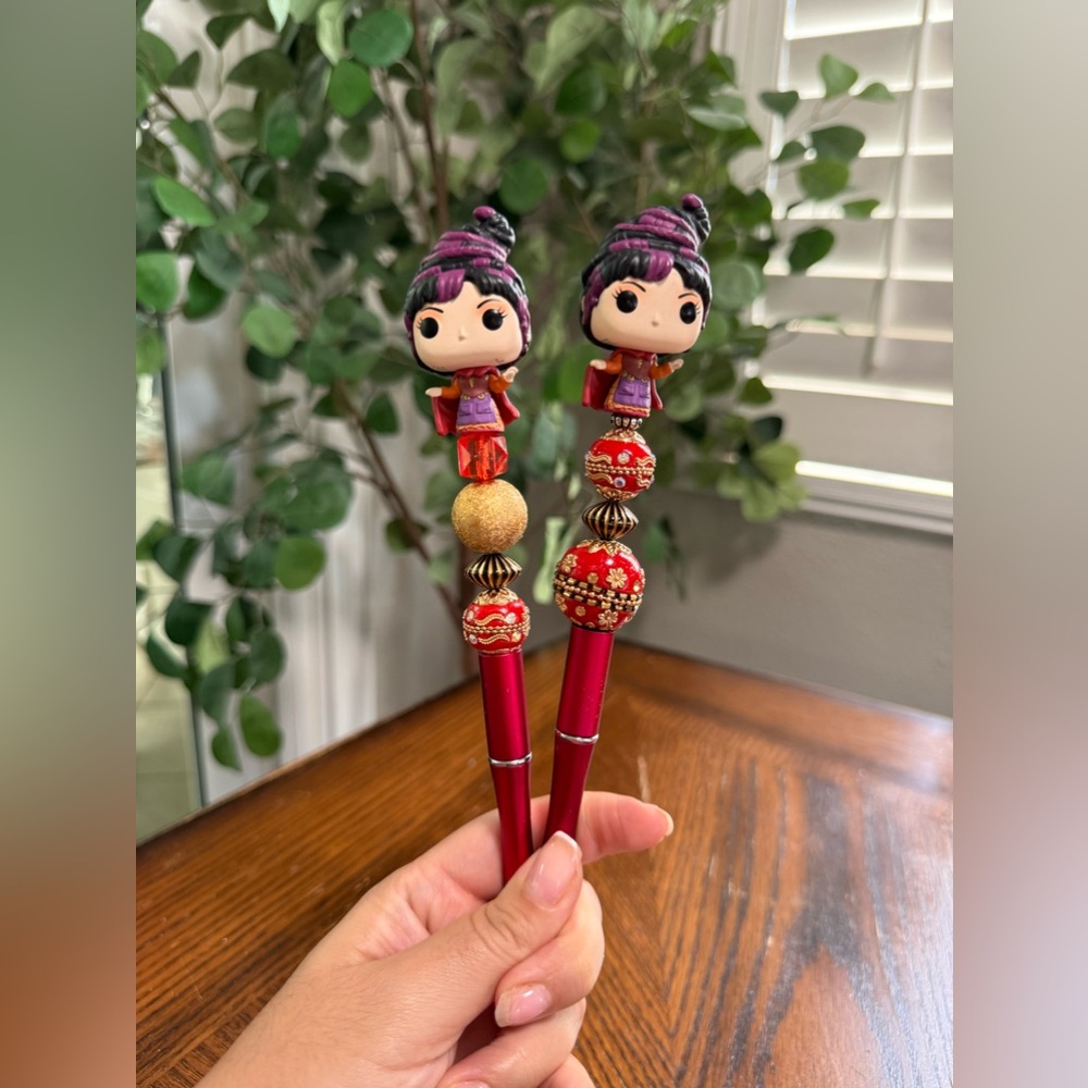 Hocus Pocus beaded pen 🖊️